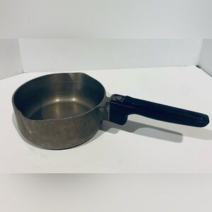 Vintage Mangalite Wagner Ware Sauce Pot USA 1L 1Q with Spouts